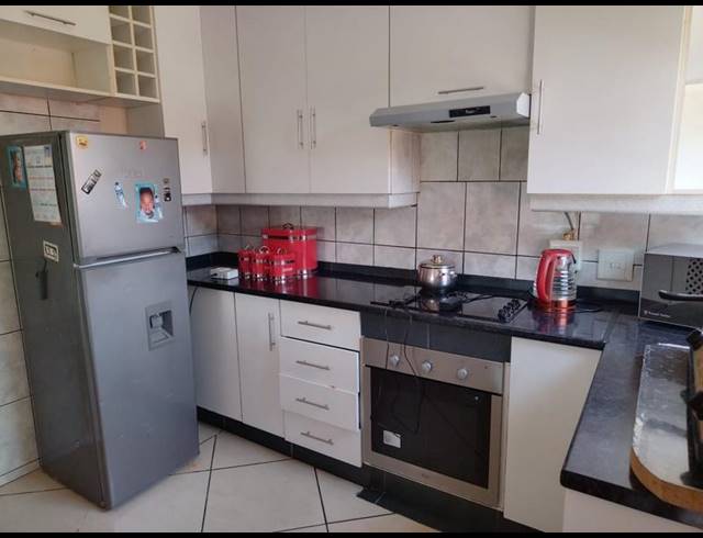 3 BEDROOM HOUSE FOR SALE IN NORKEM PARK